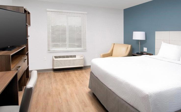 Candlewood Suites Pecos By Ihg Exterior foto
